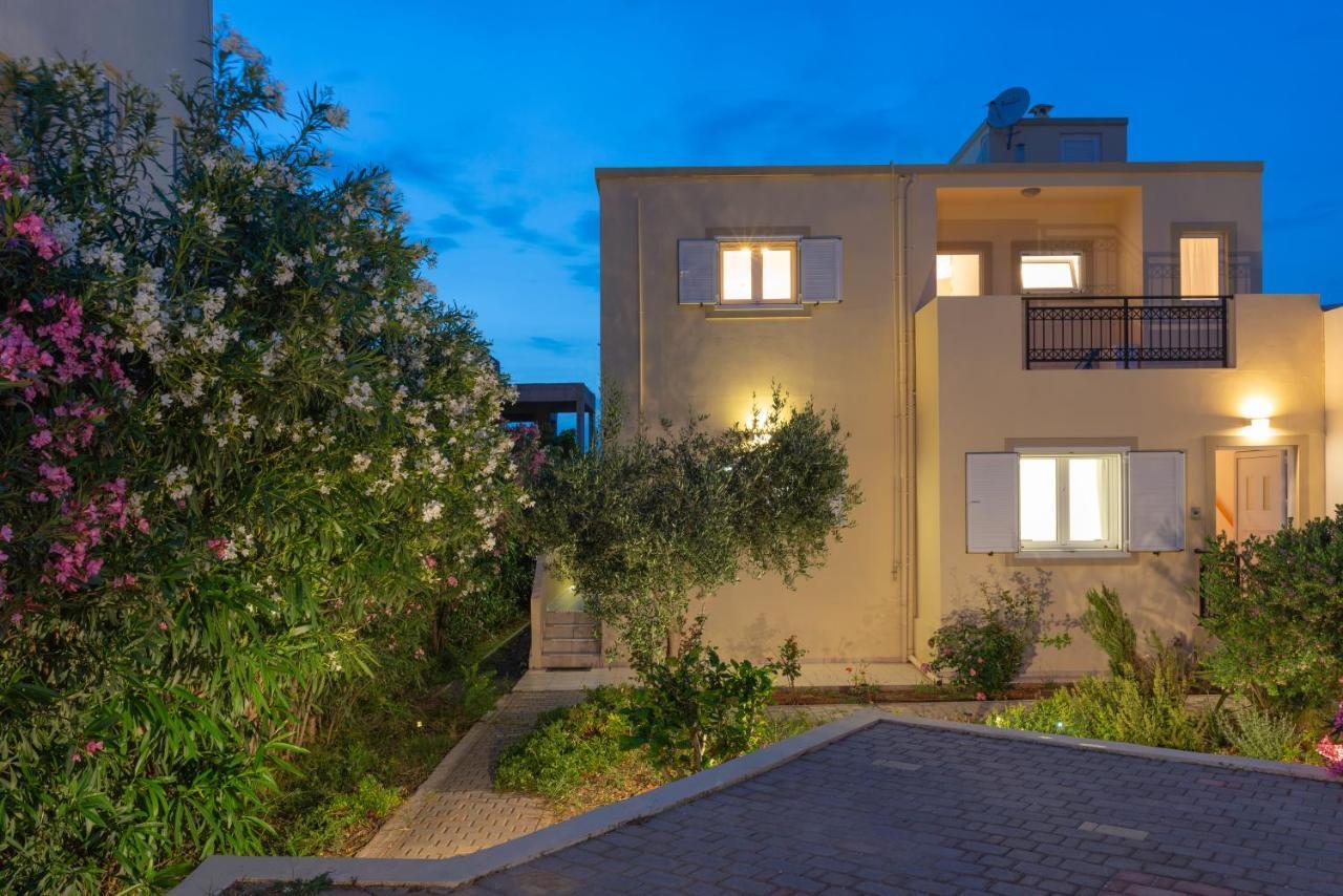 Casa Di Giovani Apartment Kokkini Hani Luaran gambar